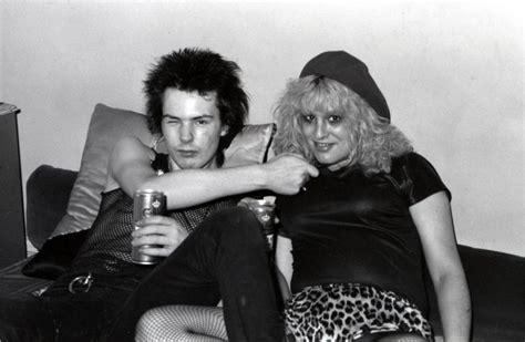 the short and tragic romance photos of nancy spungen and sid vicious together in 1978 ~ vintage