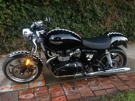 This triumph t100 cafe racer was registered in 1974. 2010 TRIUMPH BONNEVILLE CAFE RACER THRUXTON T100 CUSTOM ...