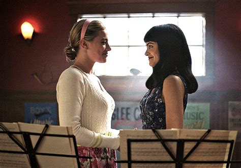 Riverdale Are Betty And Veronica The Key To Leaving The 50s