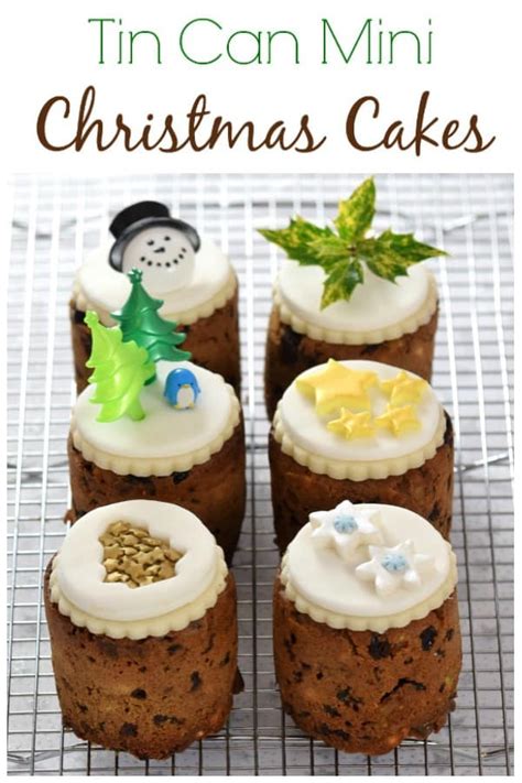 Mini christmas pudding fondant cupcakes how to cake decorating tutorial. Xmas Square Cake Fondant Ideas - Easy Marshmallow Fondant ...