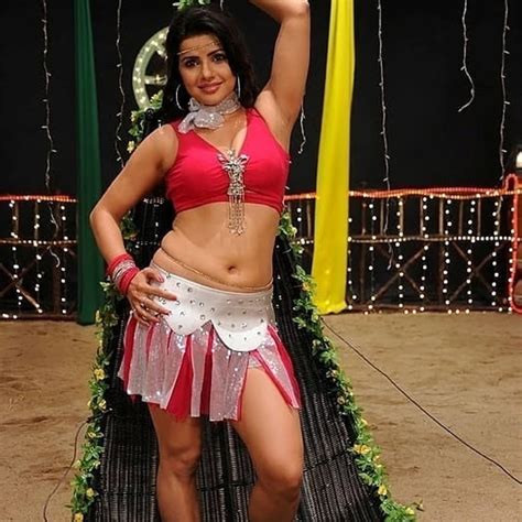 24 Bhojpuri Actress Madhu Sharma Hd Wallpapers Photos Images Hot