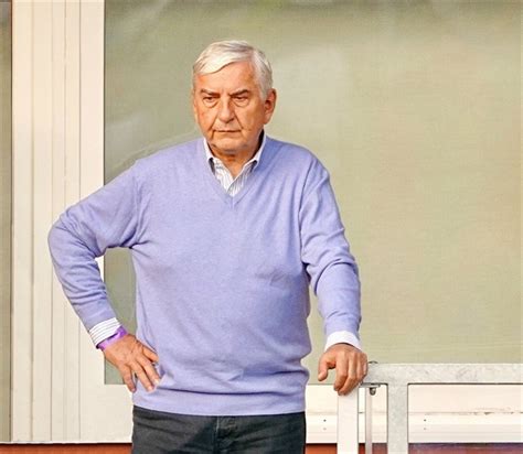 Nahrávejte, sdílejte a stahujte zdarma. Donutil se „hecnul" a zhubl 11 kilo kvůli vysněné roli ...