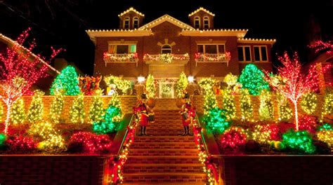 29 Types of Outdoor Christmas Lights for Your House (2020 Holiday