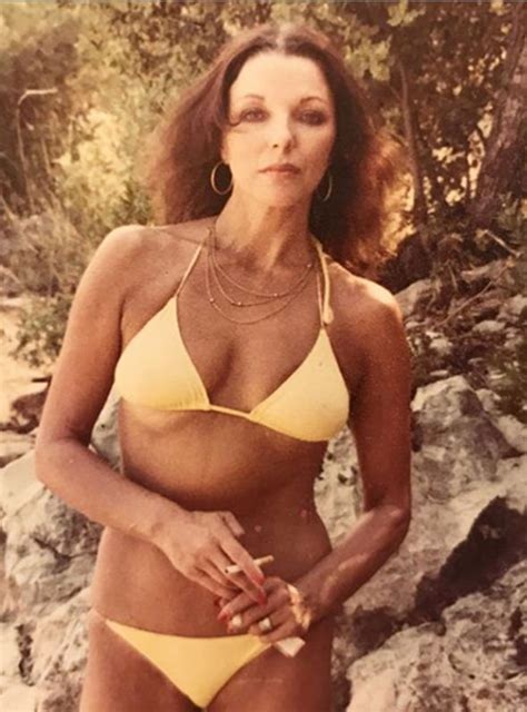 Huge bonus area, picture galleries, cam network and featured area. Joan Collins sends Twitter fans wild with New Year's Eve ...