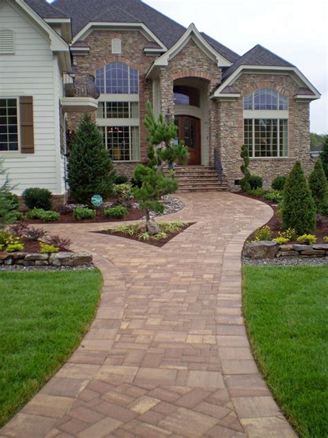 Transform Your Front Yard With Pavers