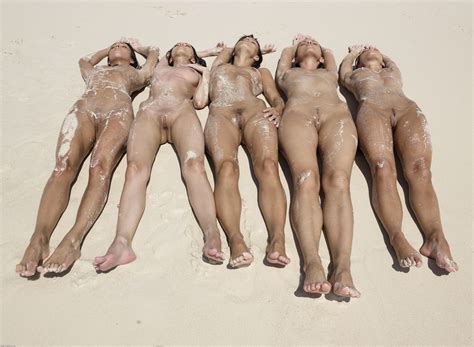 Anna S Brigi Melissa Suzie Suzie Carina Wet Sandy Beach Five Naked
