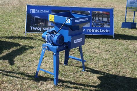 Agrimir agricultural machinery, tractor attachments, implements, farm equipments, soil tillage, seed drills, fertilizer spreaders, crop protection our machines are designed by quality production technologies for high performance and long term sustainability, suitable to work in all soil conditions. Rolmako farm machinery www.rolmako.pl www.rolmako.com www.rolmako.de www.rolmako.fr www.rolmako ...