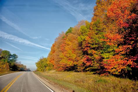 5 Wisconsin Drives With Stunning Fall Scenery