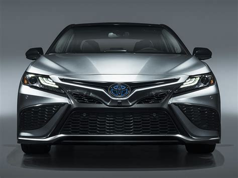 2022 Toyota Camry Hybrid Xle 4dr Sedan Pictures