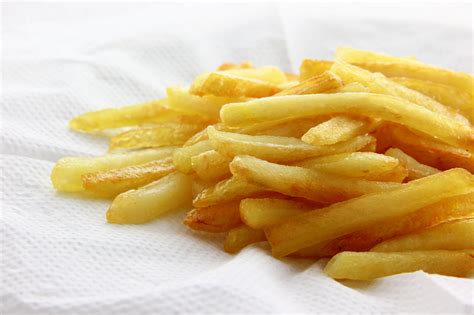 Preheat the oven to 350f. How to Reheat French Fries: 13 Steps (with Pictures) - wikiHow