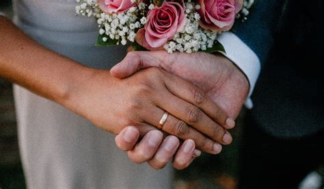 Connection In Marriage During A Pandemic The Allender Center
