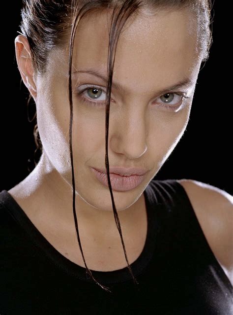Imagini Lara Croft Tomb Raider 2001 Imagine 1 Din 50 Cinemagiaro