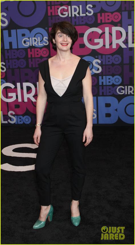 Photo Girls Gaby Hoffmann Made Smoothies Out Of Her Placenta 06 Photo 3273747 Just Jared