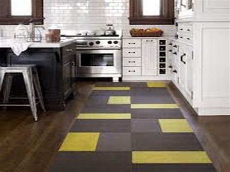 Stunning Kitchen Rugs On Your Hardwood Floors Kitchen Area Rugs