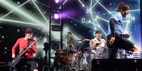 Red Hot Chili Peppers Perform During Super Bowl Halftime Show Huffpost