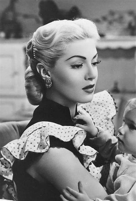 As Long As I Know How To Love I Will Stay Alive Lana Turner Look Vintage Vintage Beauty