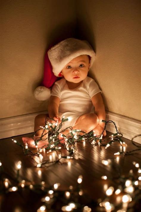 40 Adorable Baby Christmas Picture Ideas Santa Baby