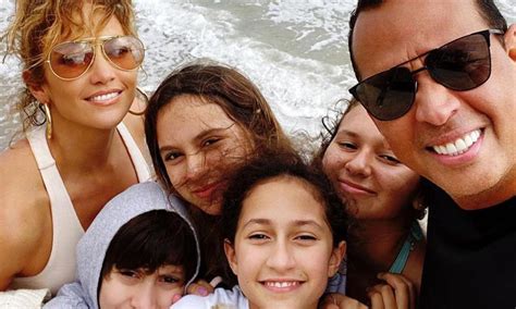 Alex Rodriguez Daughters Embarrassed By His Dance Moves