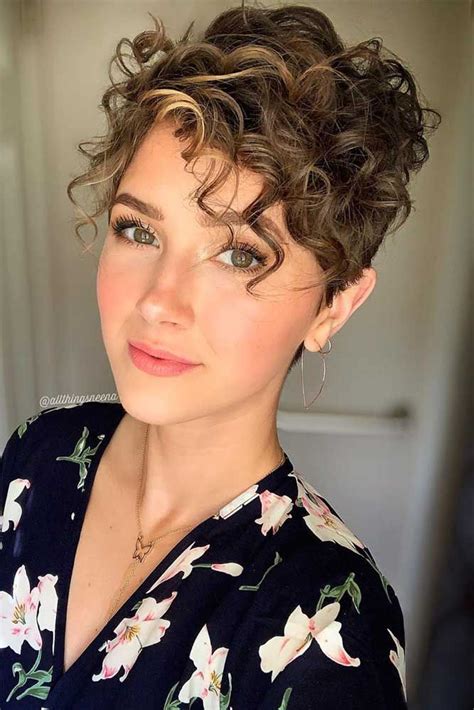 70 Sassy Short Curly Hairstyles To Wear At Any Age Short Curly Hairstyles For Women Short