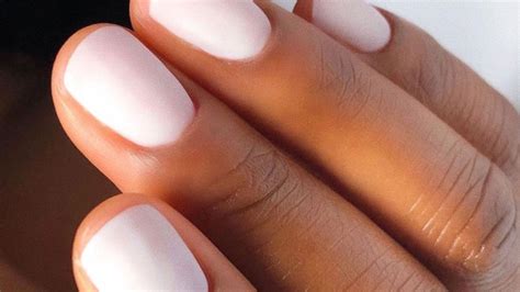 matte nails the chicest way to upgrade your autumn manicure glamour uk