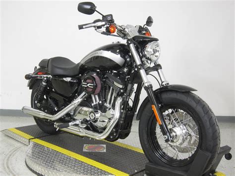 New 2018 Harley Davidson Sportster 1200 Custom Xl1200c Sportster In N