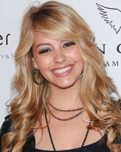 Twist Exclusive Gage Golightly On Big Time Rush Gage Golightly Video