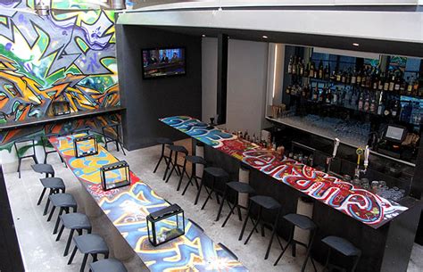 Assembly is an extremely popular, classy, upscale rooftop bar serving amazing cocktails and bites in the heart of logan square in philadelphia located 9 floors above the city with panoramic views. Top 10 Philadelphia Bars for Summer - Drink Philly - The ...