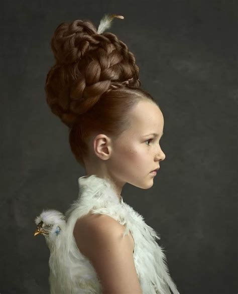 Dutch Photographer Gemmy Woud-Binnendijk Shoots Portraits In the Style