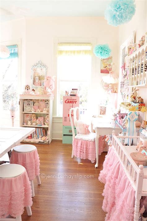 10 Creative Craft Rooms And Home Offices Dream Craft Room Shabby