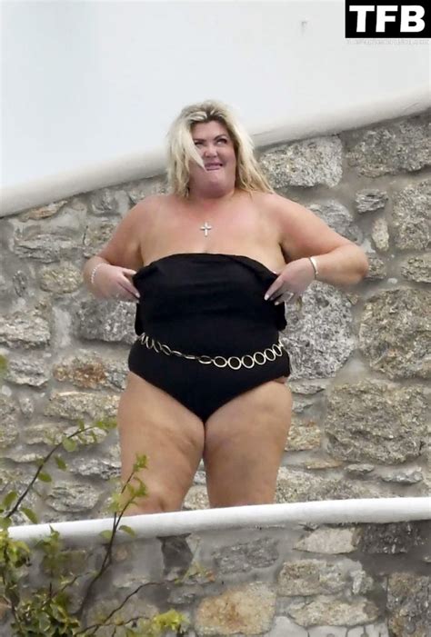 Gemma Collins Flashes Her Nude Boobs On The Greek Island Of Mykonos 136 Photos Thefappening