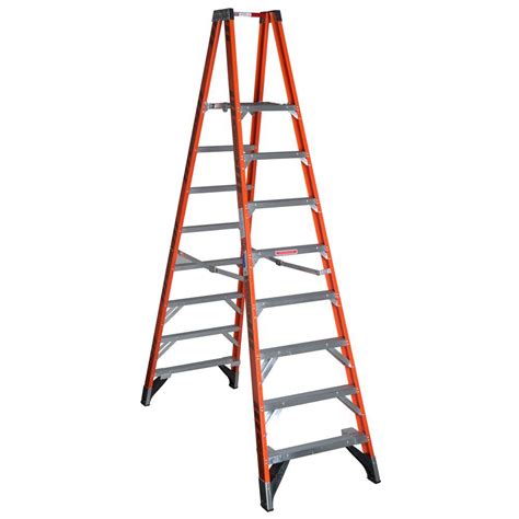 Werner 8 Ft Fiberglass Platform Step Ladder With 300 Lb Load Capacity