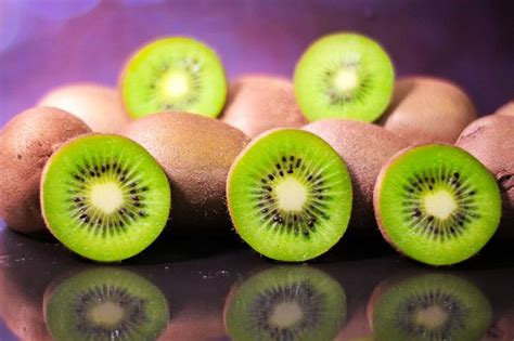 Beneficios Del Kiwi Delicioso Y Saludable Aliméntate Sanamente