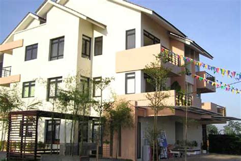 Johor bahru, formerly known as tanjung puteri or iskandar puteri, is the capital of the state of johor, malaysia. Riviera Courtyard Homes For Sale In Johor Bahru | PropSocial