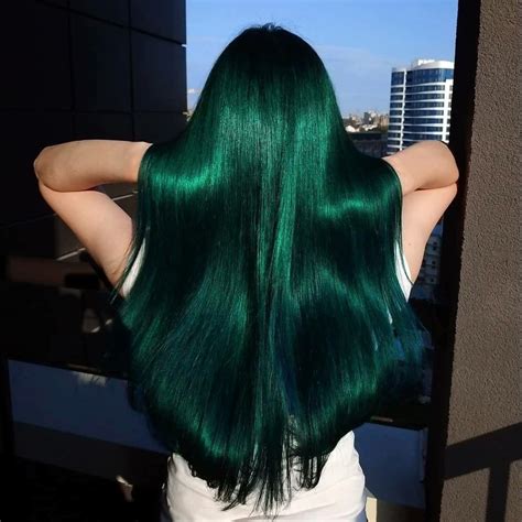 Pin By Dèveon On ♥hair♥ Dark Green Hair Hair Styles Green Lace
