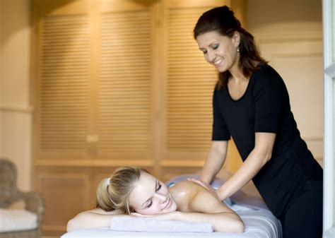 Lomi Lomi Nui Massage Lomilomimassage Wellnessamsee Massageamsee Lomi Lomi Massage Spa