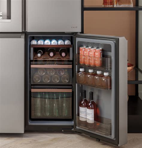 Ge french door bottom freezer refrigerators offer the ultimate convenience to help you manage your day. CQE28DM5NS5 Overview - Café™ ENERGY STAR® 27.4 Cu. Ft ...