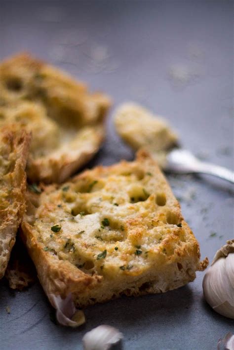 To make these simple pizza snacks, start by laying out your naan bites or minis. Air Fryer Garlic Bread | Recipe | Garlic bread, Bread ...