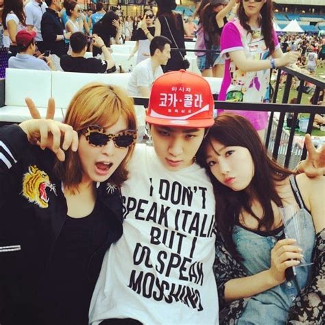 My Snsd [photos] 140615 Taeyeon With Shinee S Key At Korea Ultra Music Festival
