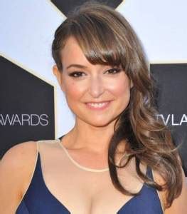 Milana Vayntrub Things To Know About The Actress AKA Lily From AT T