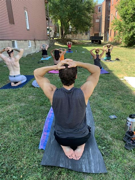 Brew Zen Outdoor Yoga And Beer Event Aubrey Worek Exercise