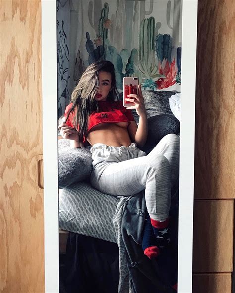 Brunette Girl Doing A Hot Mirror Underboobs Selfie Selfie