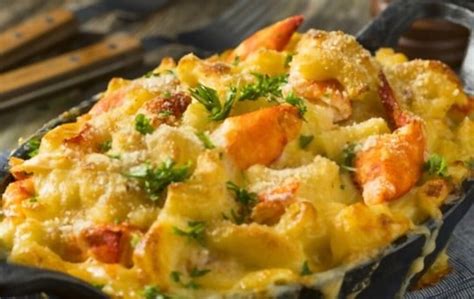 What To Serve With Lobster Mac And Cheese Best Side Dishes