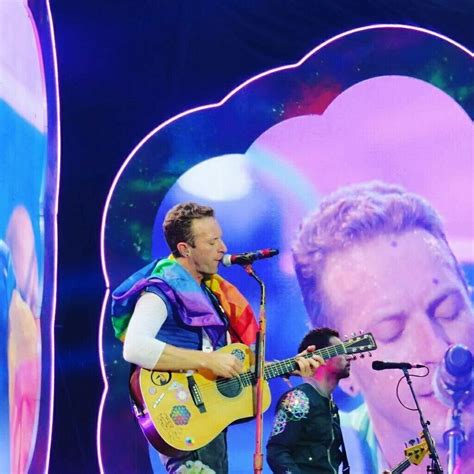 Coldplay With The Lgbt Flag Film Romantici Film Romantico