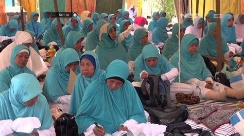 Wukuf di arafah, mekkah, merupakan inti dan terpenting dari rangkaian prosesi ibadah haji. Phonner Pelaksanaan Wukuf di Padang Arafah - NET16 - YouTube