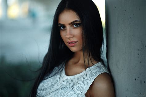 Beautiful model with long straight brown hair. Maks Kuzin, Darina, Women, Long Hair, Face, Model, Looking ...