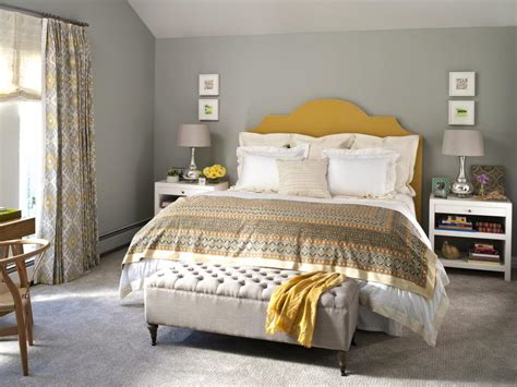 Hgtv Small Bedroom Makeovers 30 Hgtv Bedroom Makeovers Hgtv With Images Bedroom