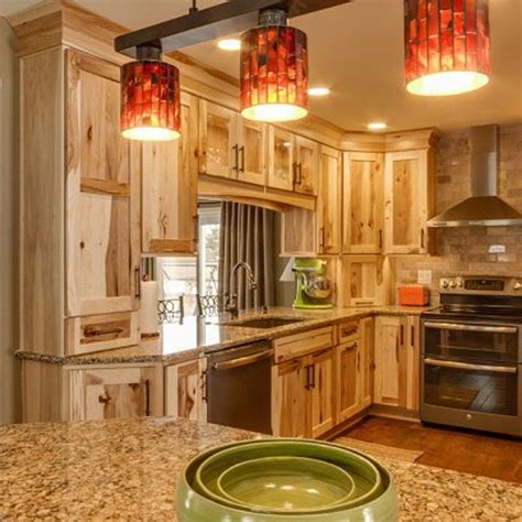 Walker's mill makes it easy to buy and shop online kitchen cabinets. 24 Amazing Hickory Kitchen Cabinets For Your Beautiful ...