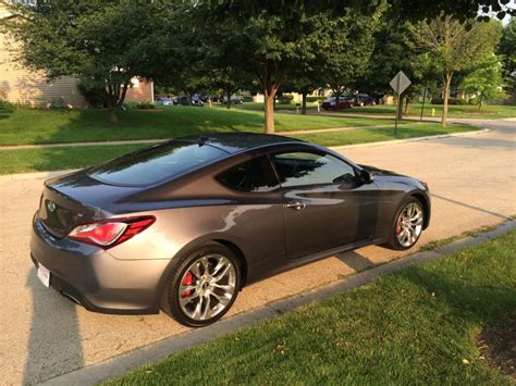 Dual powered heated outside mirror, body color manual folding. Auto occasion Hyundai Genesis Coupe 3.8 R-Spec 2014 Valais ...