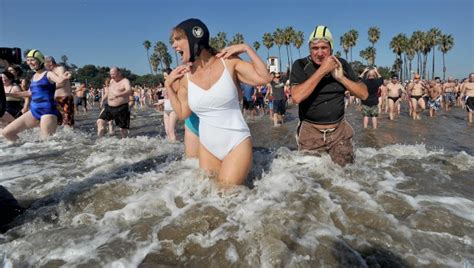 South Bay History Cabrillo Beach Polar Bears Began Their Annual New