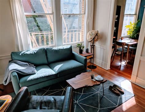 A Travelers 400 Square Foot San Francisco Studio Apartment Is Simple